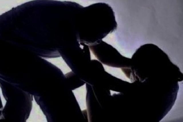 Dicekik hingga Pingsan Oleh Teman Prianya, Sepeda Motor dan Handphone IRT Ini Dilarikan